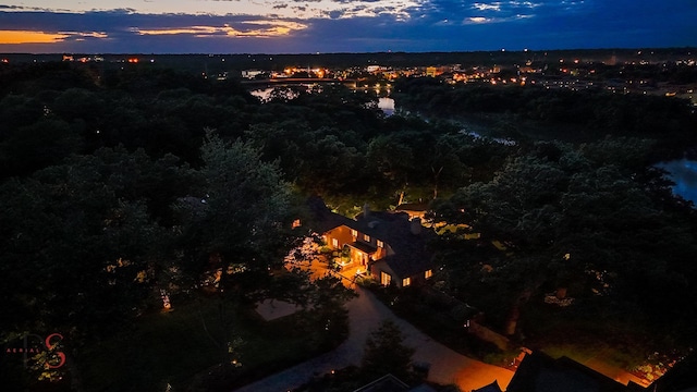 view of aerial view at dusk