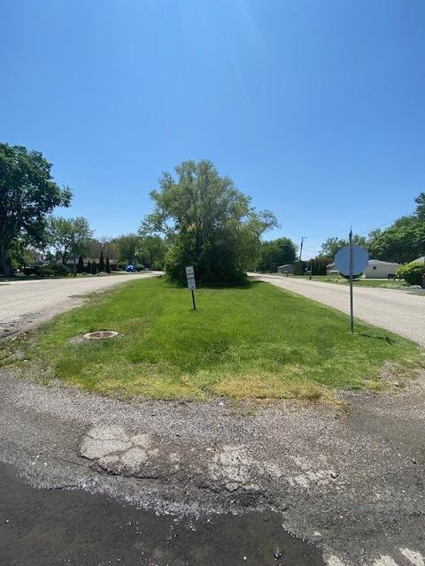 1023 Hooks Ln, Fox Lake, IL 60050 - photo 4