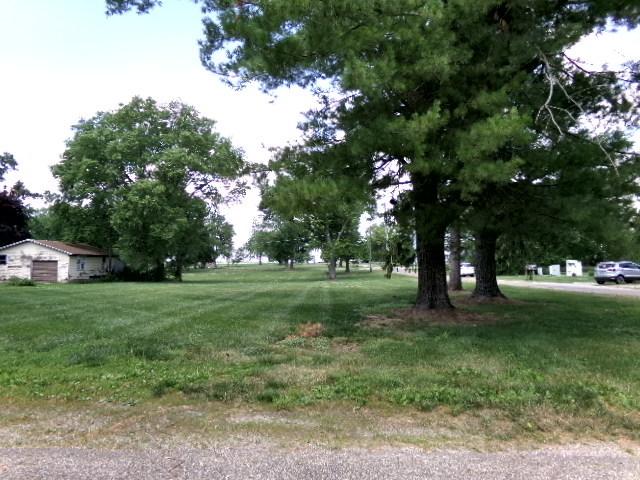 2586 Church St, Clinton, IL 61727 - photo 1