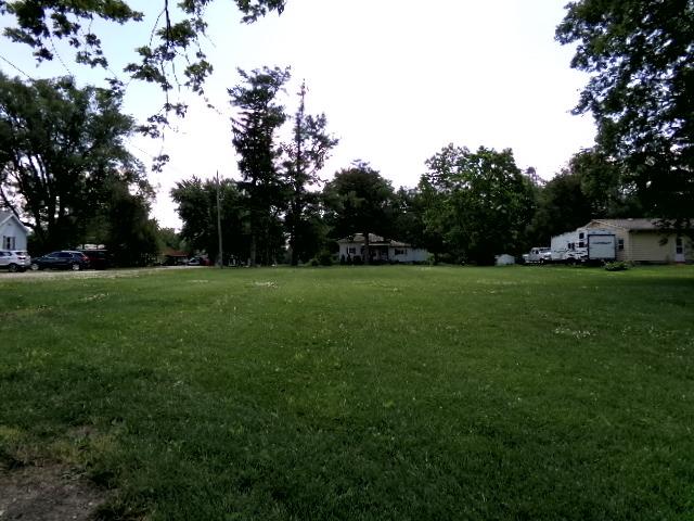 2586 Church St, Clinton, IL 61727 - photo 2