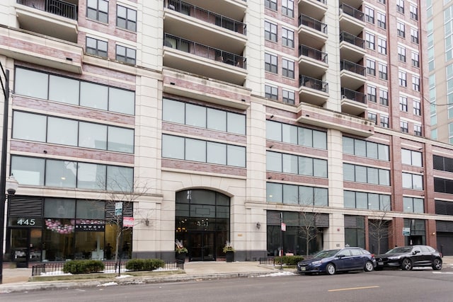 451 W Huron St Unit P125, Chicago IL, 60654 land for sale