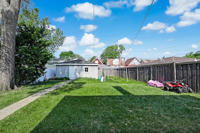 view of yard with a shed