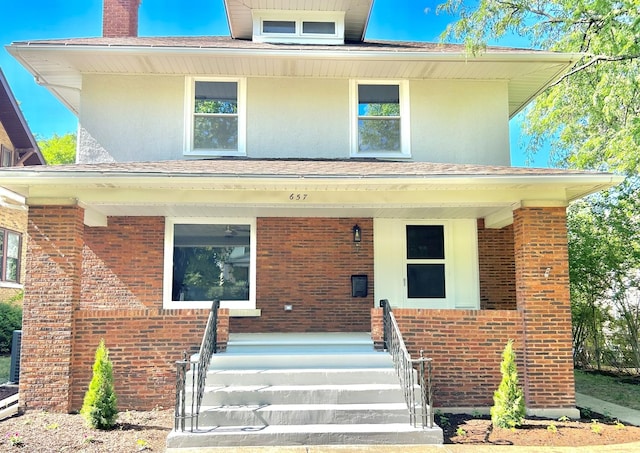 view of front of property featuring a porch