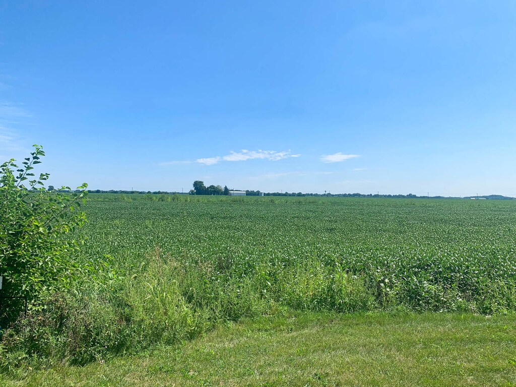 000 Peck St, Gardner, IL 60424