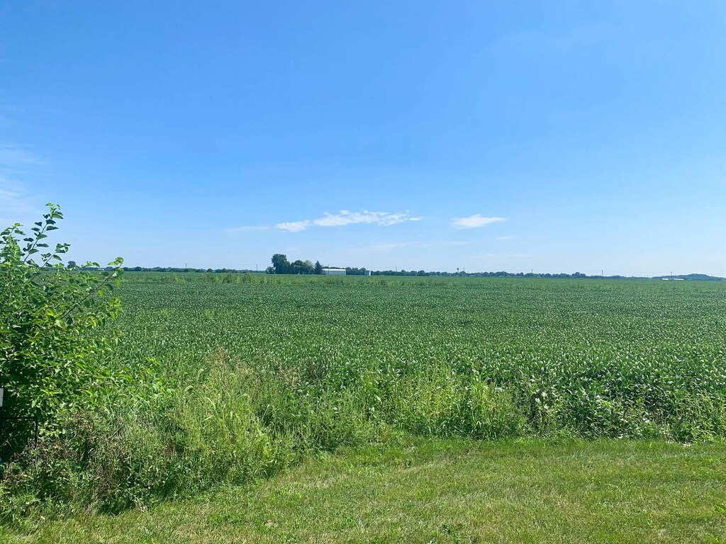 000 Peck St, Gardner, IL 60424 - photo 1