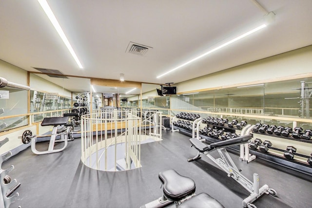155 N Harbor Dr Unit 1003, Chicago, IL 60601 - workout area featuring visible vents