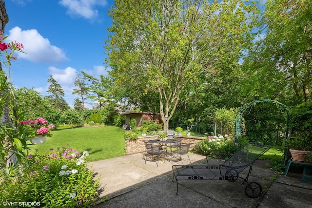 view of patio / terrace with an outdoor structure