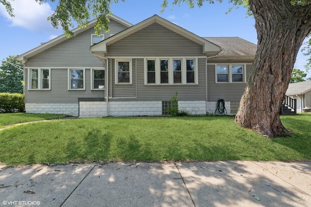 exterior space featuring a yard