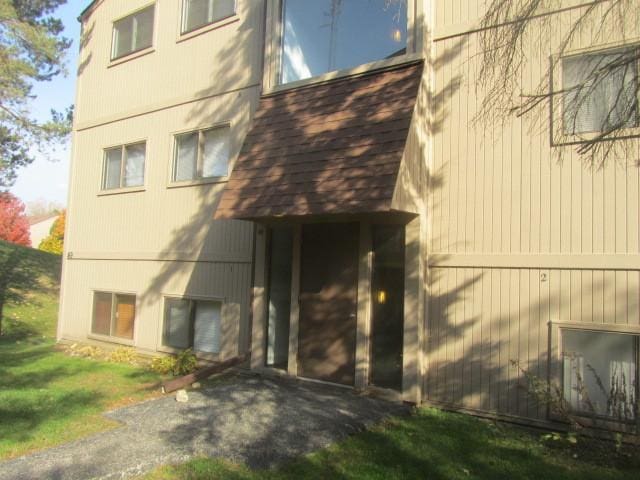49 Oak Hill Colony Unit 7, Fox Lake, IL 60020 - photo 1