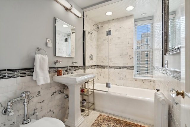 1755 E 55th St Unit 804, Chicago, IL 60615 - bathroom with tile walls and shower / washtub combination