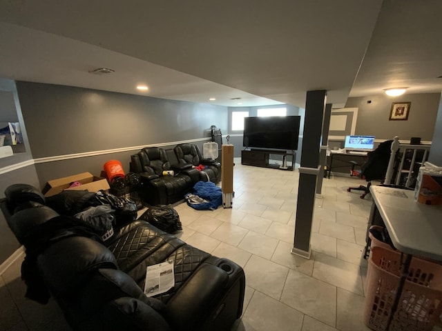6639 S Rhodes Ave, Chicago, IL 60637 - living room featuring recessed lighting and light tile patterned floors