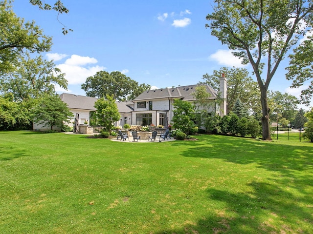 view of yard with a patio