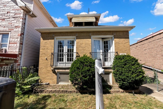 view of front of house