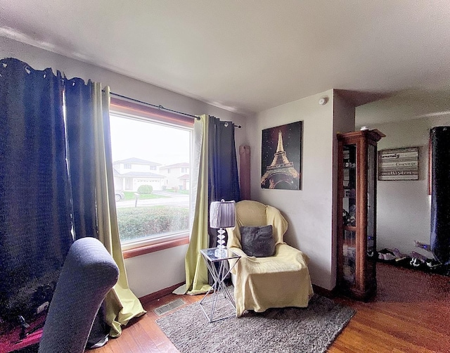 16404 Homan Ave, Markham, IL 60428 - sitting room featuring wood finished floors and visible vents