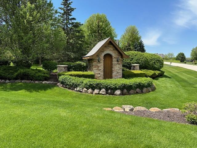 4223 Northgate Dr, Spring Grove, IL 60081
