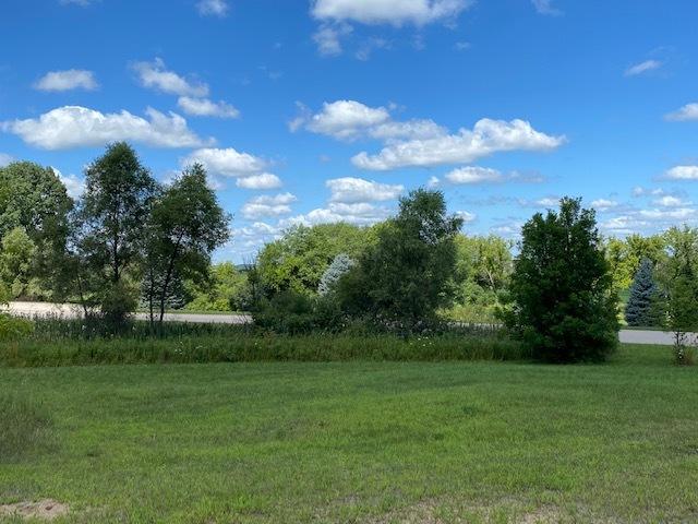 4223 Northgate Dr, Spring Grove, IL 60081