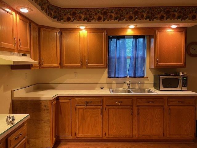 kitchen featuring sink