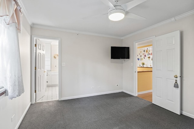 unfurnished room featuring carpet flooring, ceiling fan, and ornamental molding