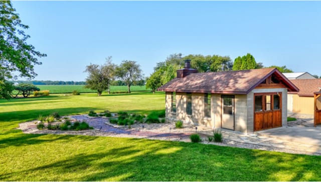 exterior space featuring an outbuilding