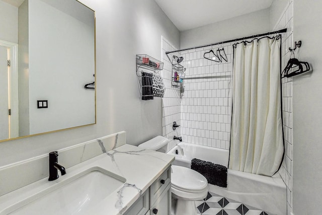 full bathroom with shower / bath combo with shower curtain, vanity, and toilet