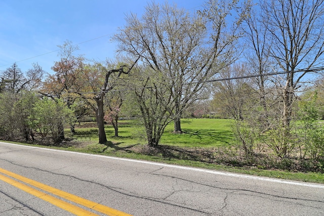 Listing photo 3 for LOT7 Hickory Nut Grove Rd, Cary IL 60013