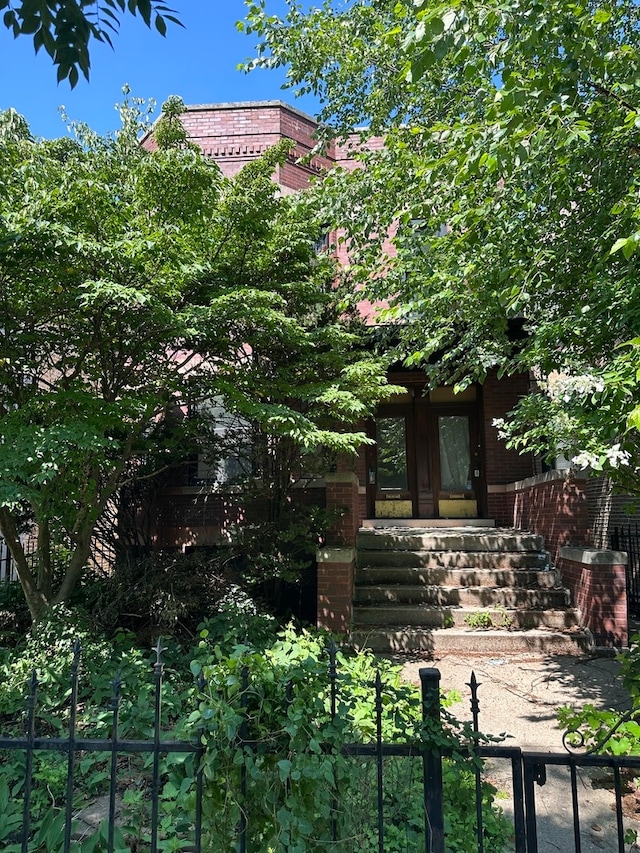 view of front of home featuring french doors