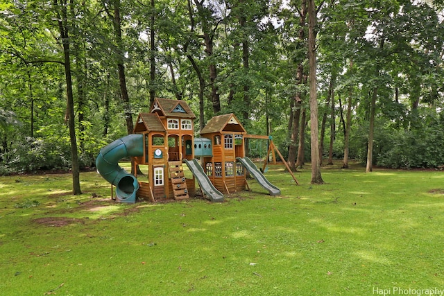 view of jungle gym featuring a yard