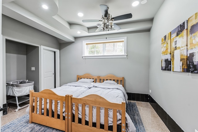 bedroom featuring ceiling fan