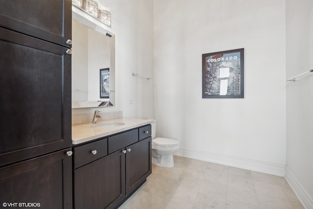 bathroom featuring shower with separate bathtub