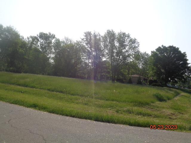 Listing photo 3 for 3001 Dallas Rd, Rockford IL 61109