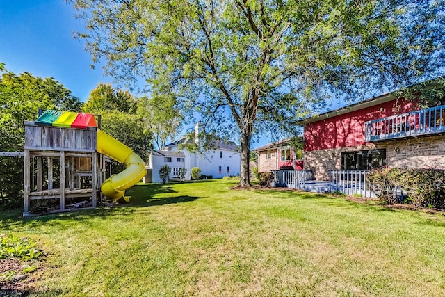 view of yard featuring a playground