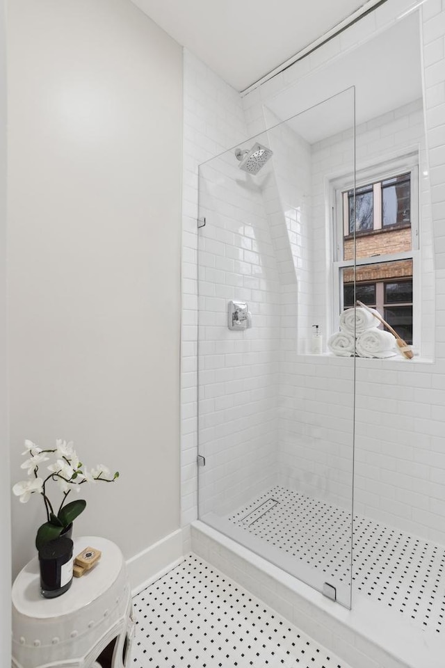 1407 N Hoyne Ave, Chicago, IL 60622 - bathroom featuring a shower stall