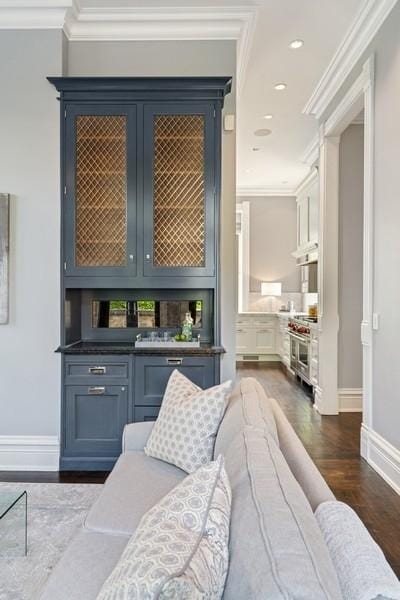 1407 N Hoyne Ave, Chicago, IL 60622 - living room featuring ornamental molding, recessed lighting, and dark wood-style flooring