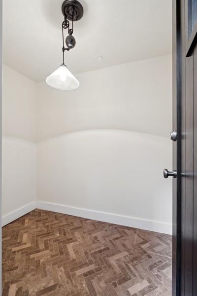 1407 N Hoyne Ave, Chicago, IL 60622 - unfurnished room with baseboards
