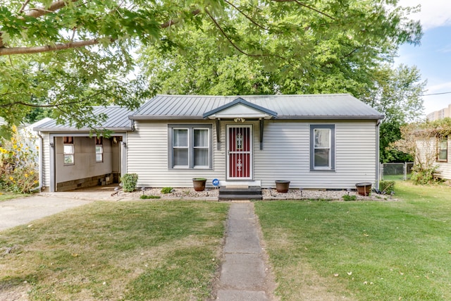 ranch-style house with a front yard