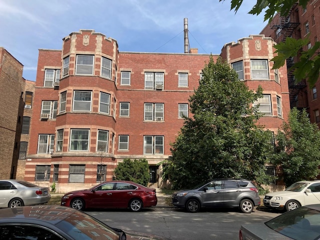 1356 E Hyde Park Blvd Unit 2, Chicago, IL 60615 - photo 1