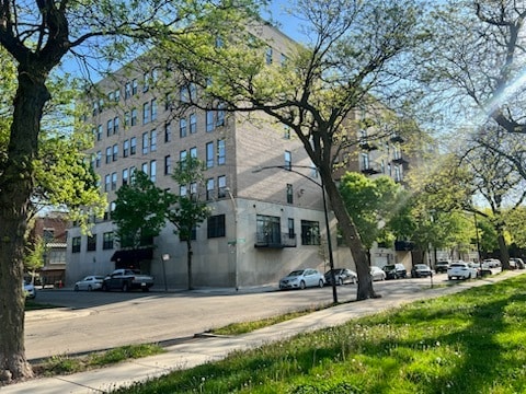 view of building exterior