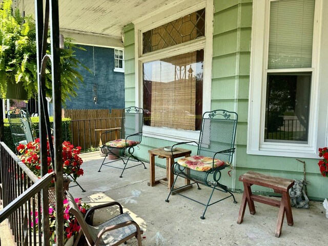 view of patio / terrace featuring covered porch