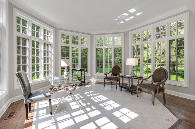 view of sunroom / solarium