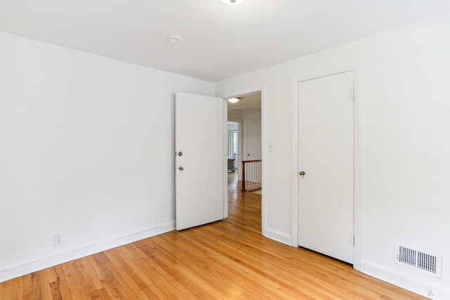 empty room featuring light hardwood / wood-style flooring