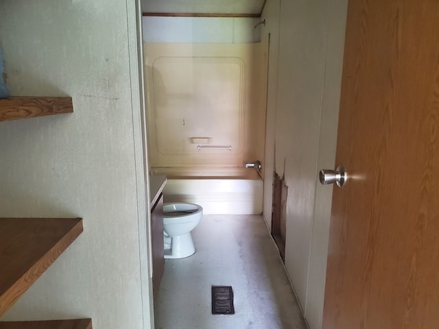 bathroom featuring toilet