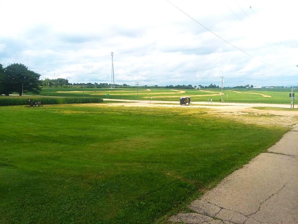 1003 Cartwright Ave, Ashton, IL 61006 - photo 3