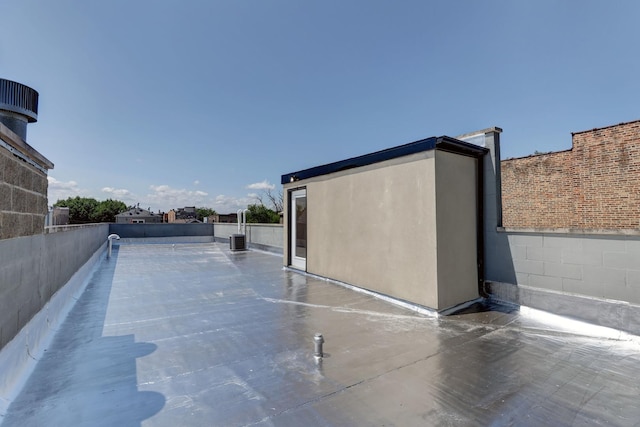 938 N Washtenaw Ave, Chicago, IL 60622 - view of patio featuring central AC and fence