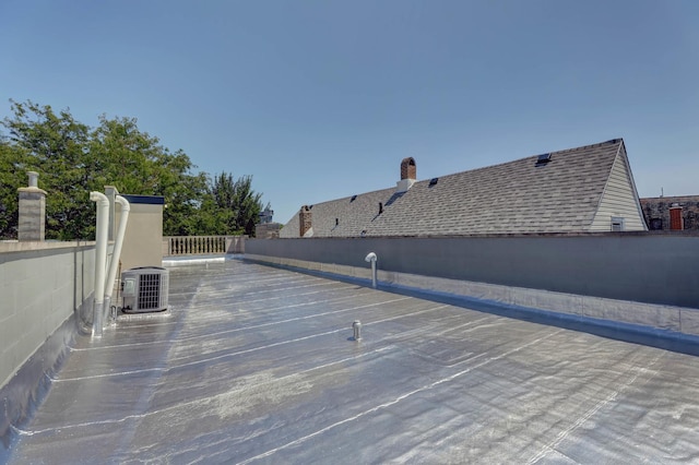 938 N Washtenaw Ave, Chicago, IL 60622 - exterior space