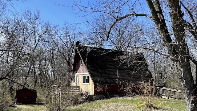 view of side of home