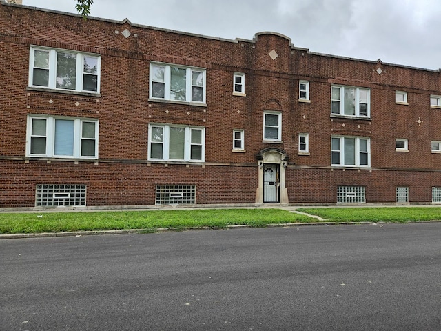 view of building exterior