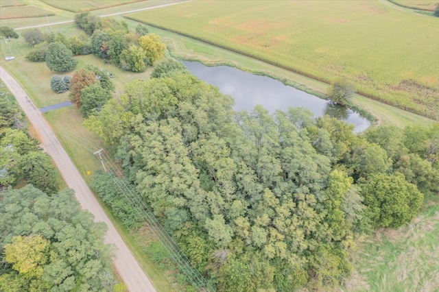 bird's eye view featuring a rural view and a water view