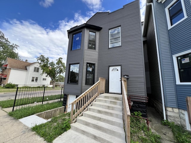 view of front of home