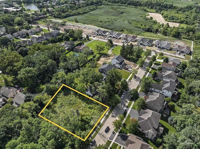 68 Beech Dr, Lake Zurich, IL 60047 - aerial view of residential area featuring property parcel outlined and a large body of water