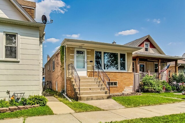 view of front of house featuring a porch